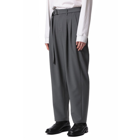 PE CONPACT TWILL BELTED TAPERED FIT TROUSERS