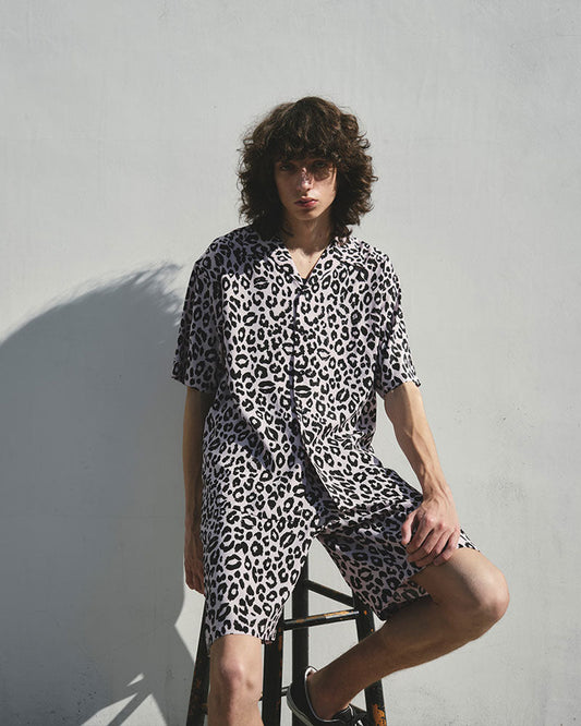 Lips Leopard Print Open Collar SH