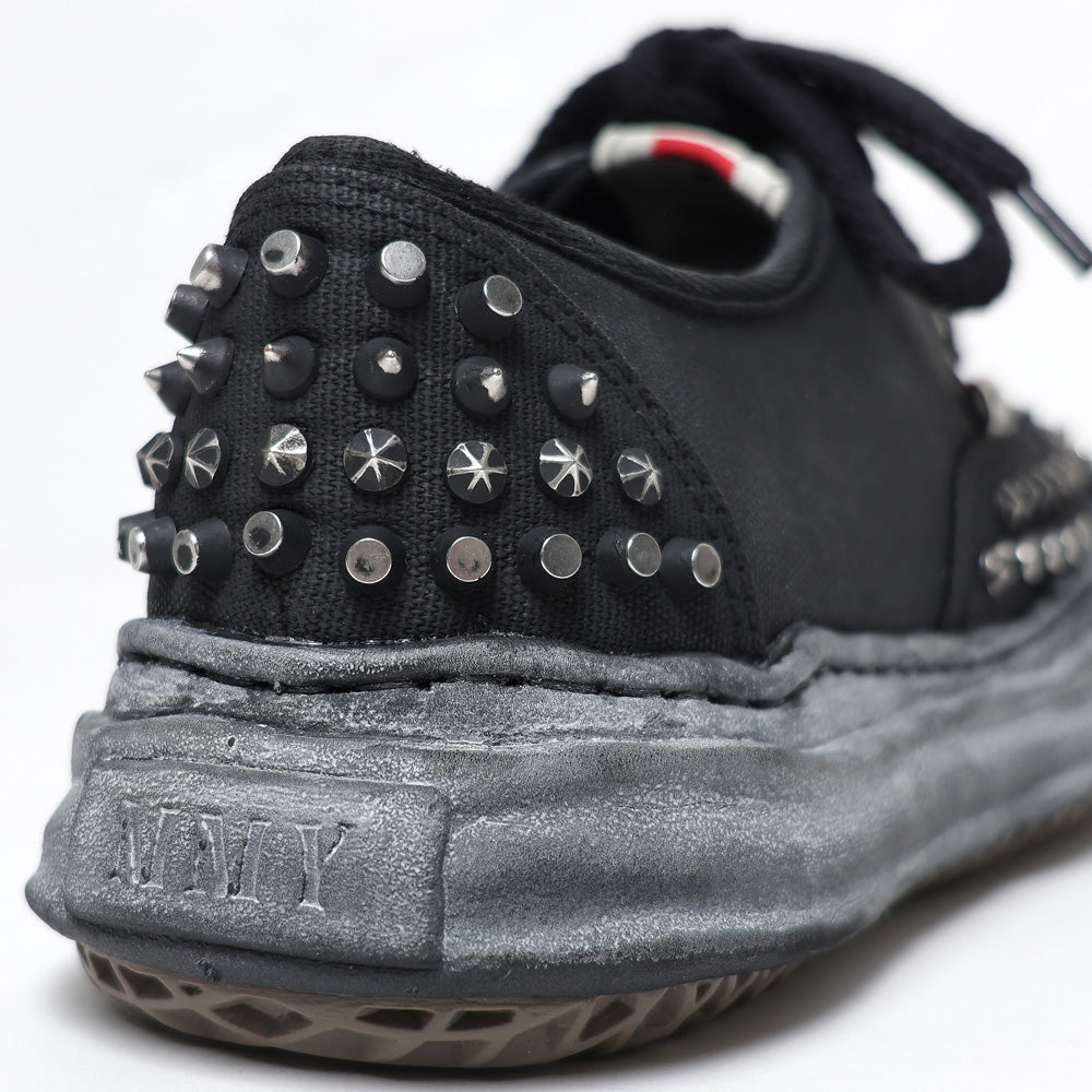 (BAKER) OG Sole Studded Canvas Low-top Sneaker BLACK