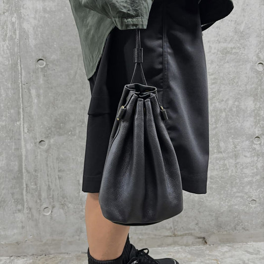 CCU LEATHER KINCHAKU BAG
