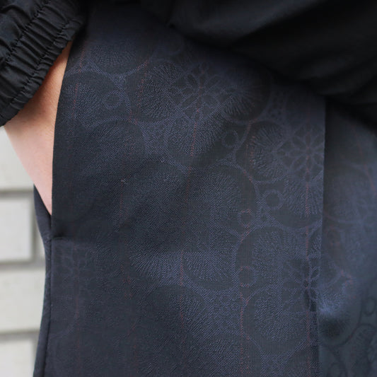 Draping Elastic In Tuck Wide Trousers