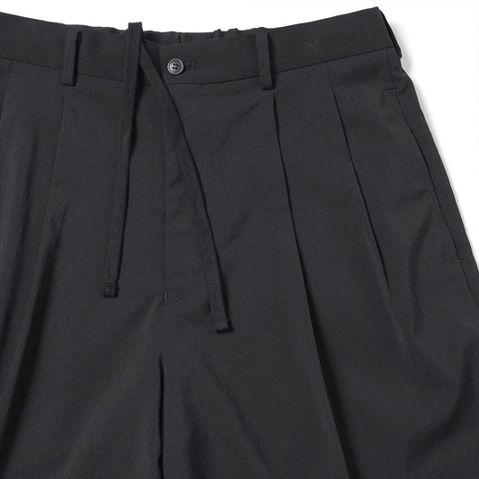 DOUBLE PLEATED SHORTS