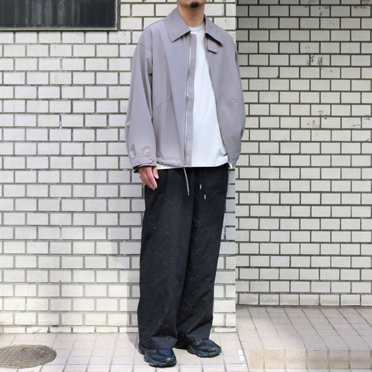 EMBROIDERED CO TYPEWRITER EASY WIDE TROUSERS