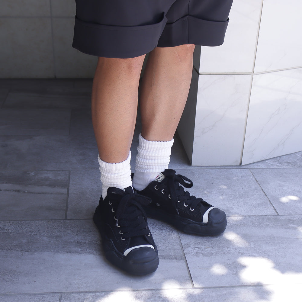 (HANK) OG Sole Canvas Low-top Sneaker BLACKxBLACK