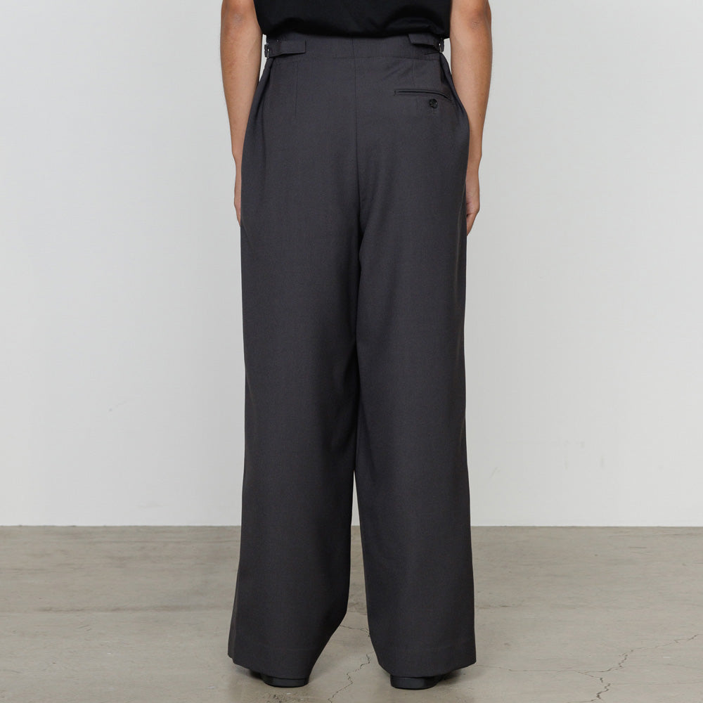 TWO TUCK MILITARY TROUSERS