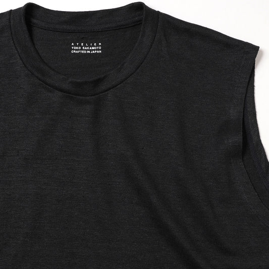 SLEEVELESS TOP