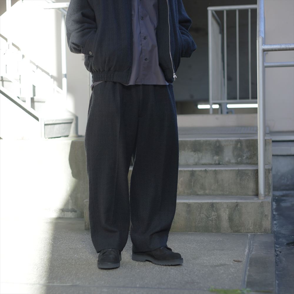 Elastic In Tuck Wide Tapered Trousers N Tweed