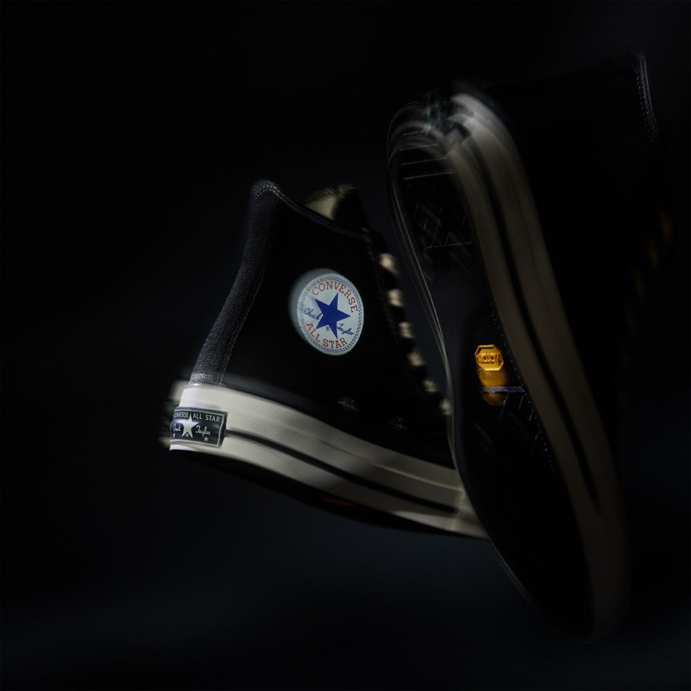 CHUCK TAYLOR CANVAS HI (BLACK)