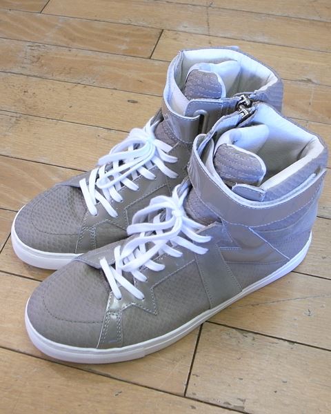 パイソン型押し ハイカットスニーカー