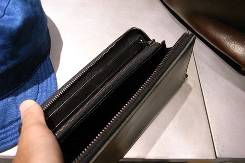 FIORE 1,8mm ロングZIPウォレット