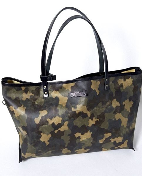 CAMOUFLAGE LEATHER TOTE BAG