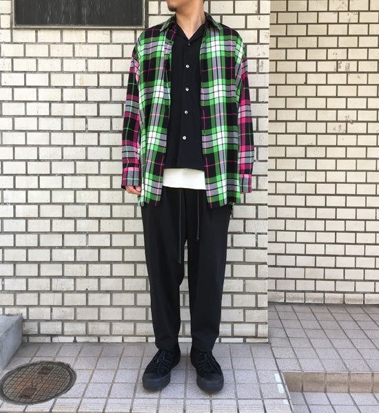 Nyストレッチタフタ イージーワイドテーパードパンツ