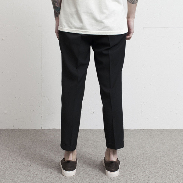 ストレッチトロピカル クロップドスラックス