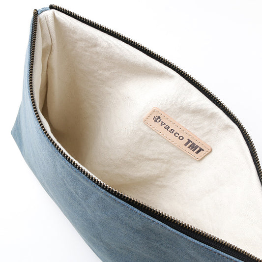 WASH DENIM CLUTCH BAG