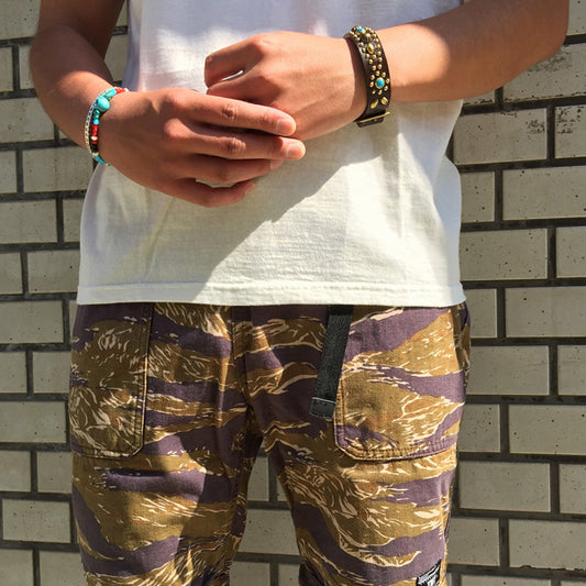 SQUARE WIRE BRACELET (STAR)