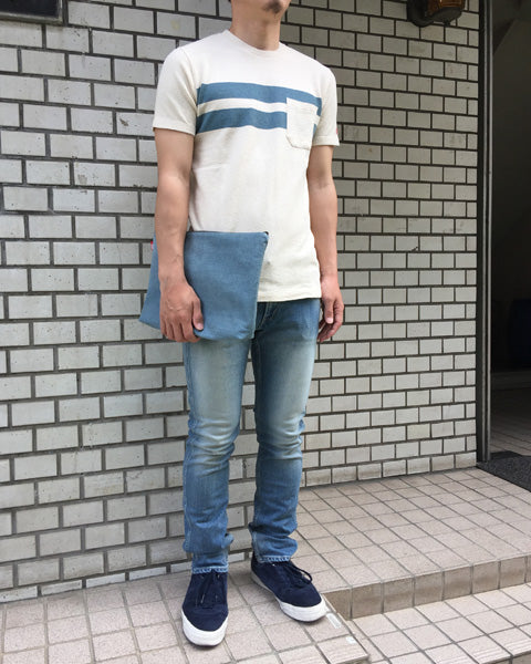 WASH DENIM CLUTCH BAG