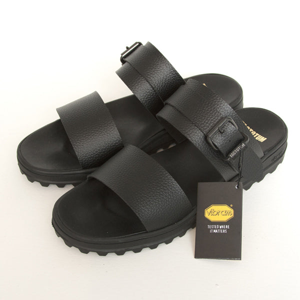 シボフェイクレザーサンダル