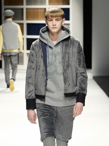 プリントスウェットパーカー 33