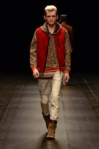 レオパードジャガード フードプルオーバー