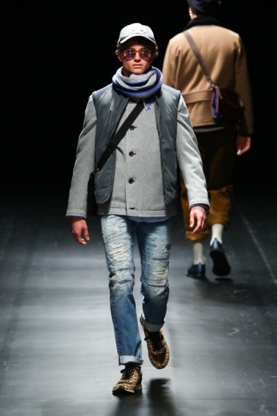 ヴィンテージリメイクデニム ストレート