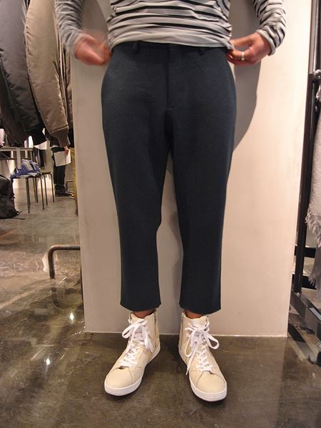 カシミヤ混ストレッチメルトン クロップドパンツ