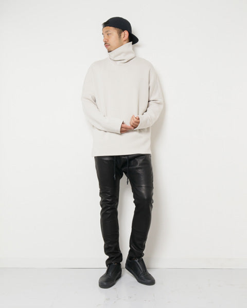 MOTORCYCLE LEATHER PANTS