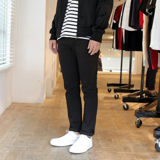 スムースレザー ホールカットスニーカー