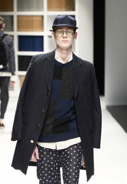 インターシャエルボーパッチ クルーネック