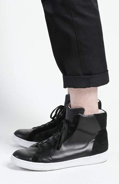 スムースレザー ハイカットスニーカー