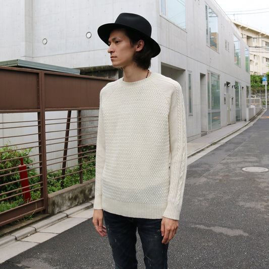 HUSH クルーネックニット