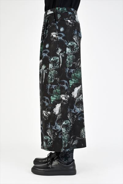 2TUCK CROPPED WOOL GABARDINE INKJET (FLOWER SKULL)