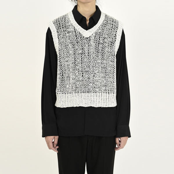TAPE YARN KNIT VEST