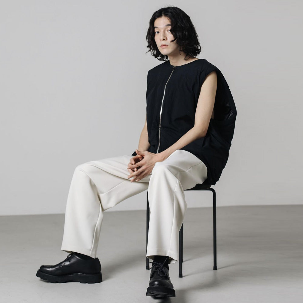 NY TAFFETA COLLARLESS DOWN VEST