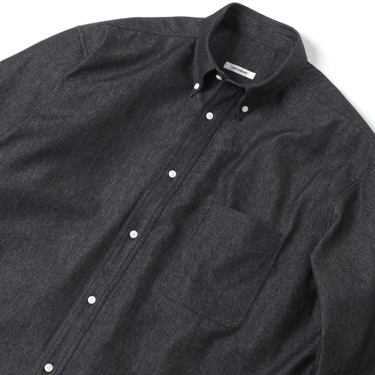 90s FIT UK BLACK DENIM BUTTON DOWN SHIRT