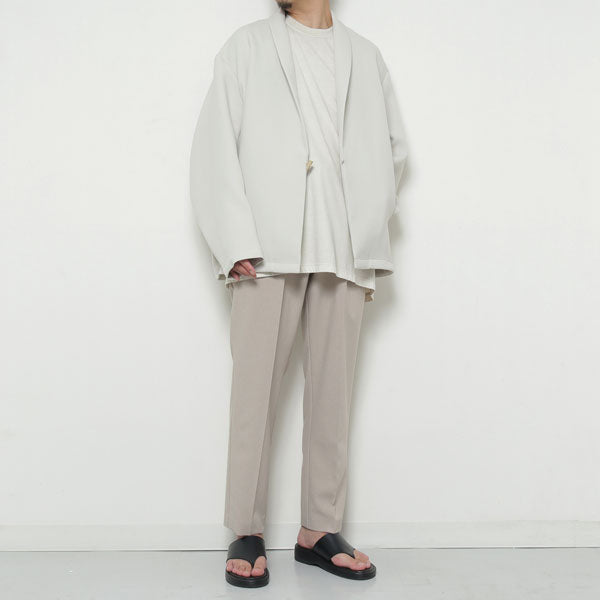 着回しの利く万能スラックス