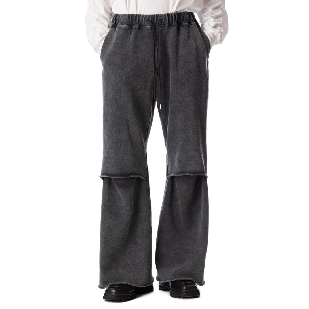 CO SWEAT DISTRESSED CUT OFF BAGGY