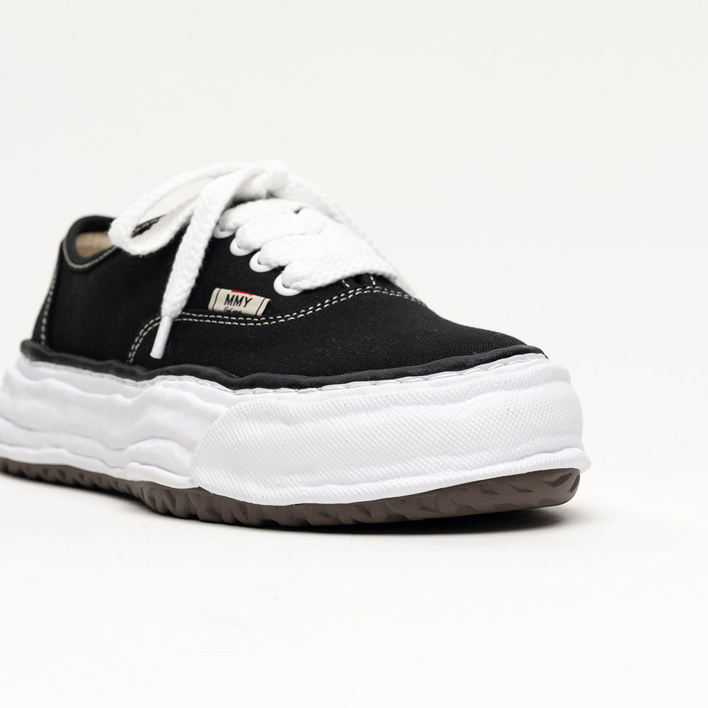 (BAKER26) OG Sole Canvas Low-top Sneaker BLACK