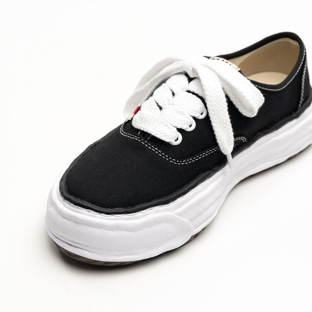 (BAKER26) OG Sole Canvas Low-top Sneaker BLACK