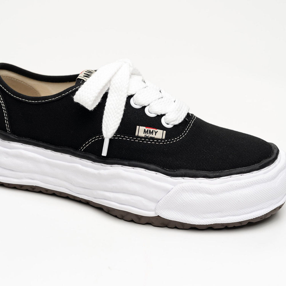 (BAKER26) OG Sole Canvas Low-top Sneaker BLACK