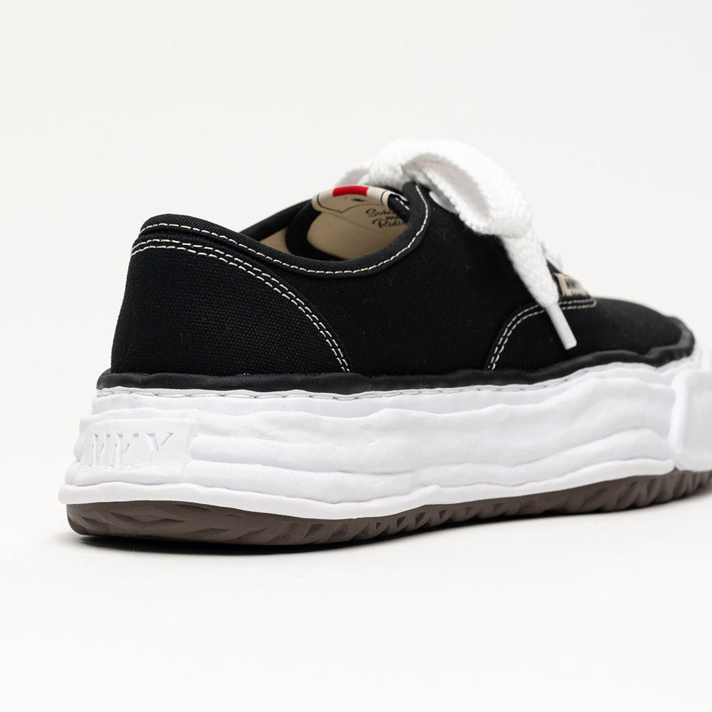 (BAKER26) OG Sole Canvas Low-top Sneaker BLACK