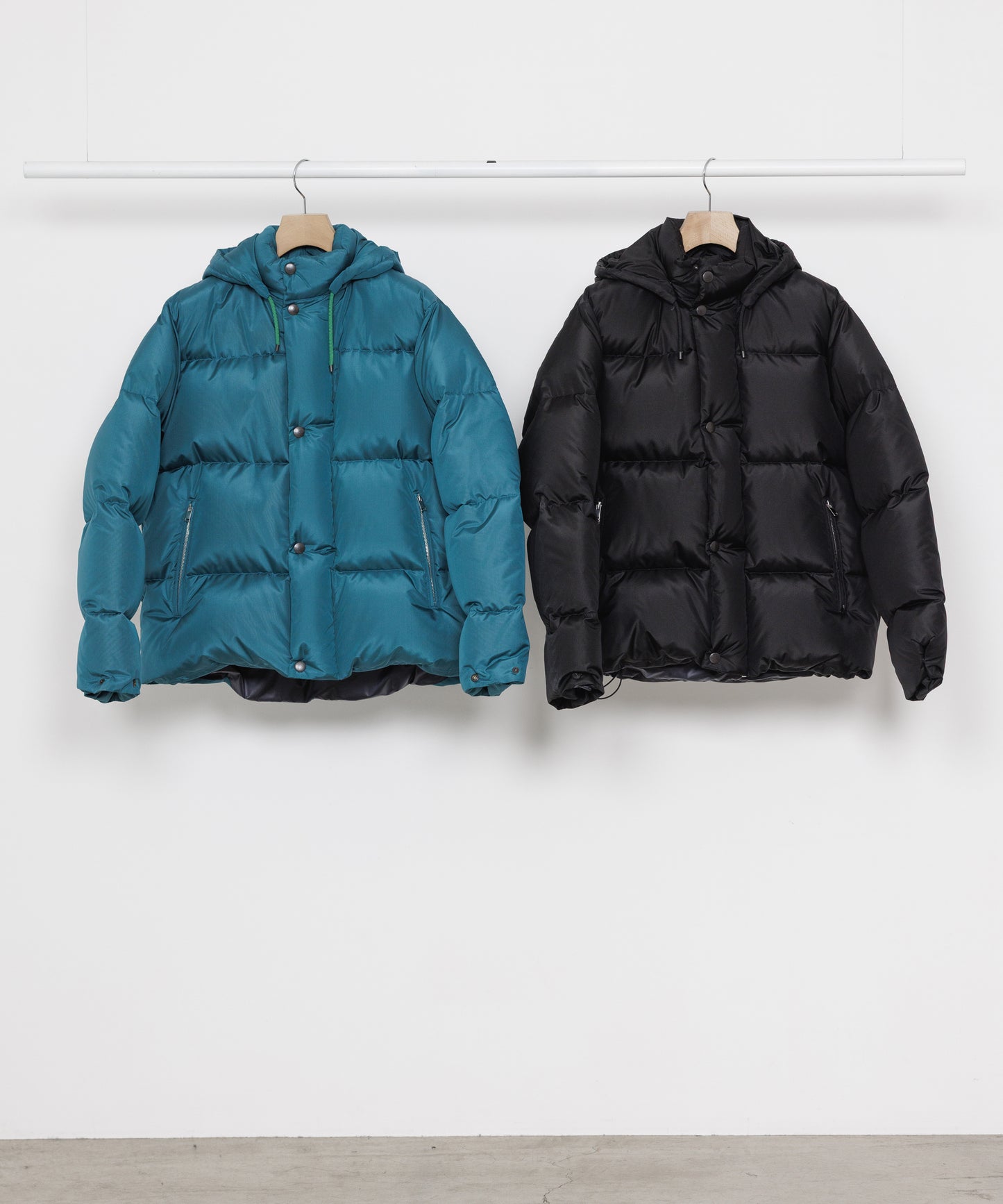 ALPINE SHORT DOWN PARKA SILK RIPSTOP
