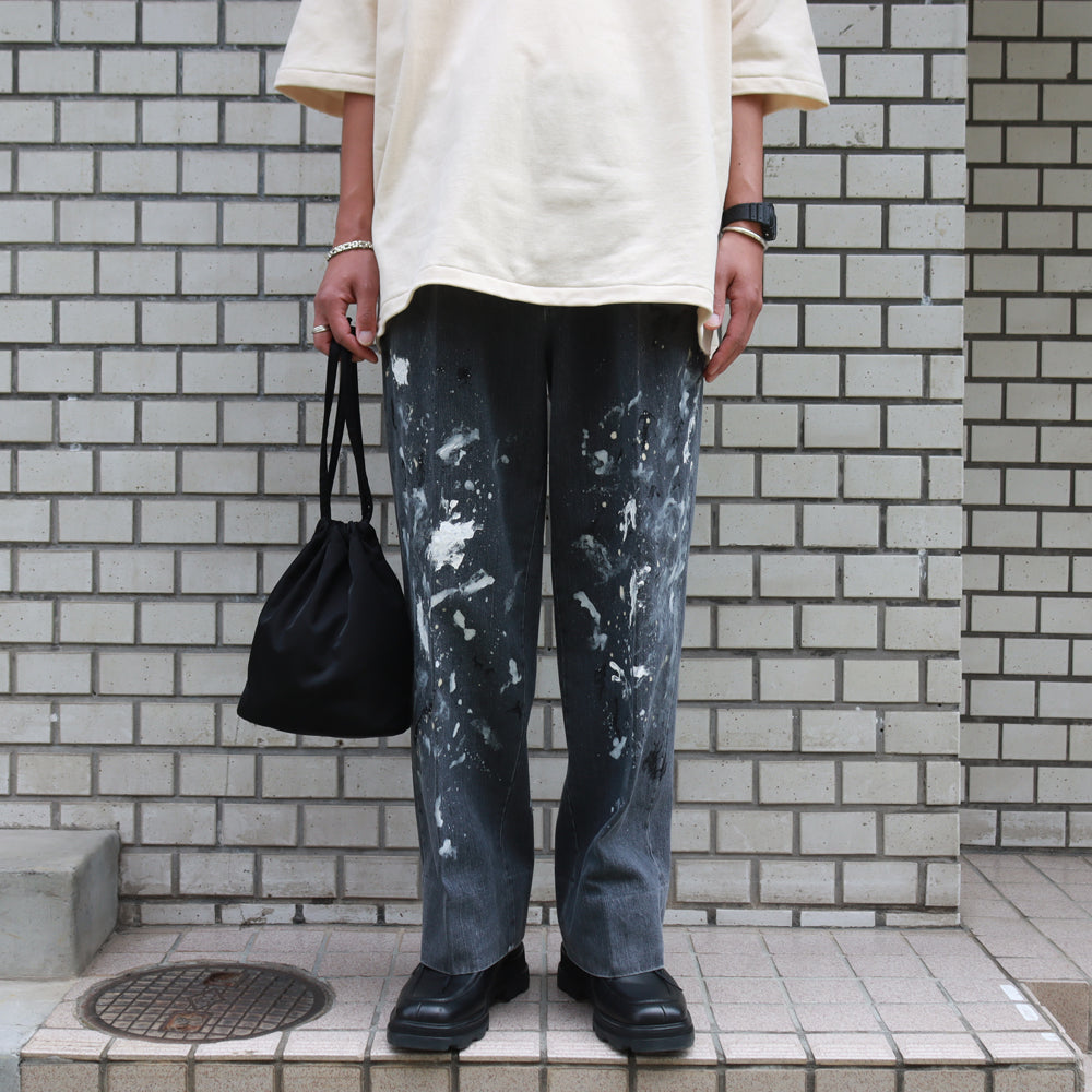 MILK PAINT USED BLACK DENIM 2-TUCK STRAIGHT SLACKS