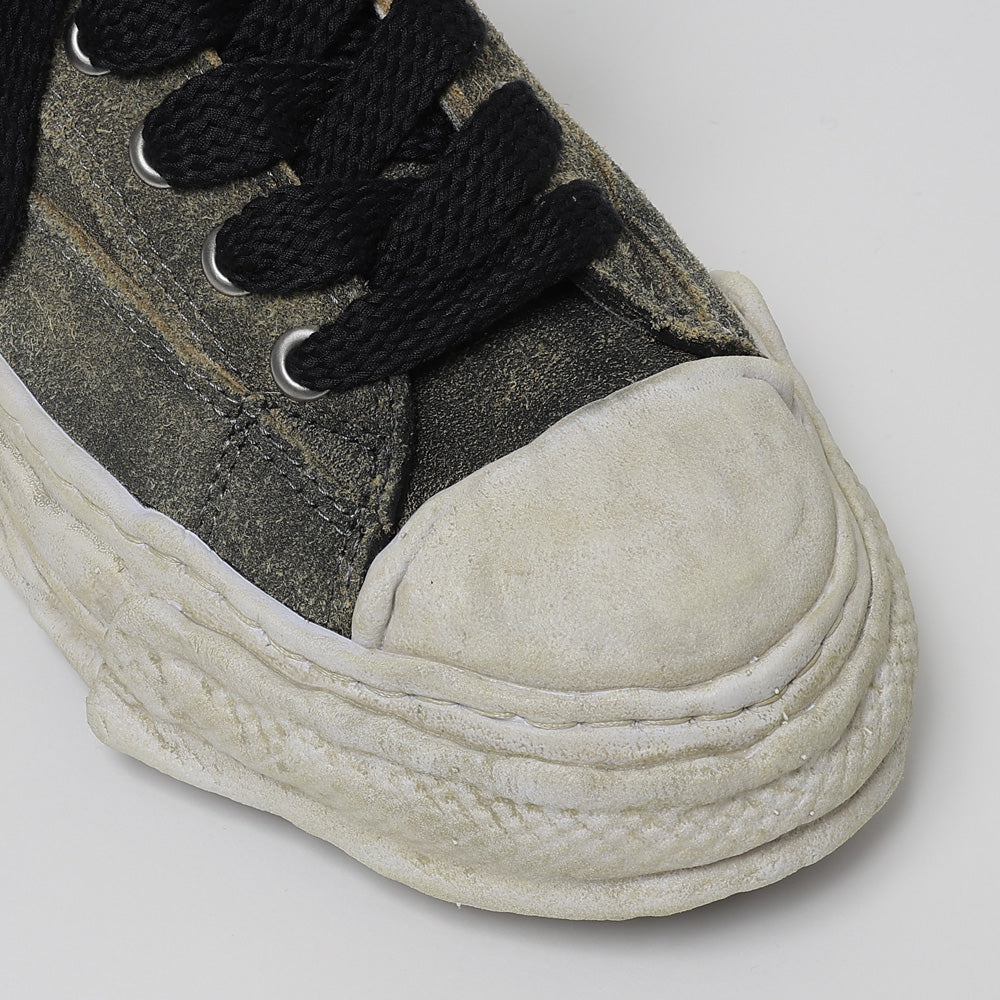 (PETERSON23) OG Sole Vintage Suede Low-top Sneaker BLACK