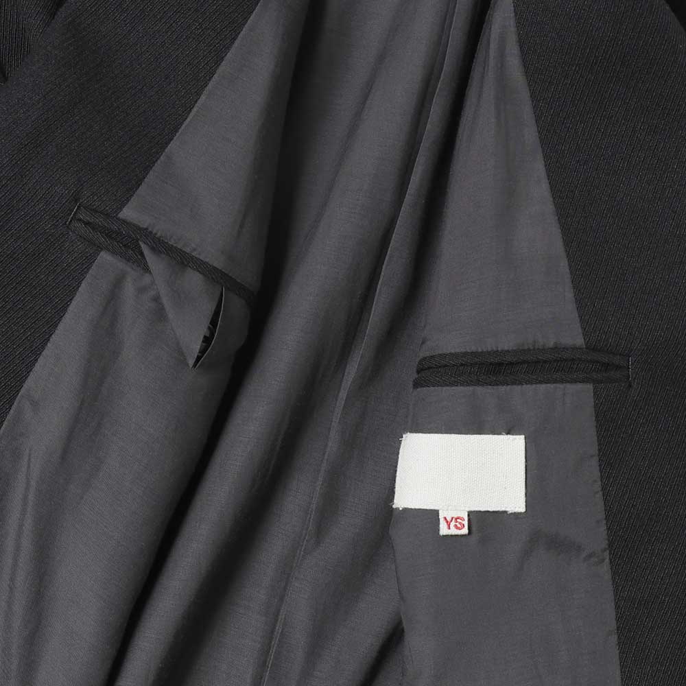 DROPPED SHOULDER JACKET