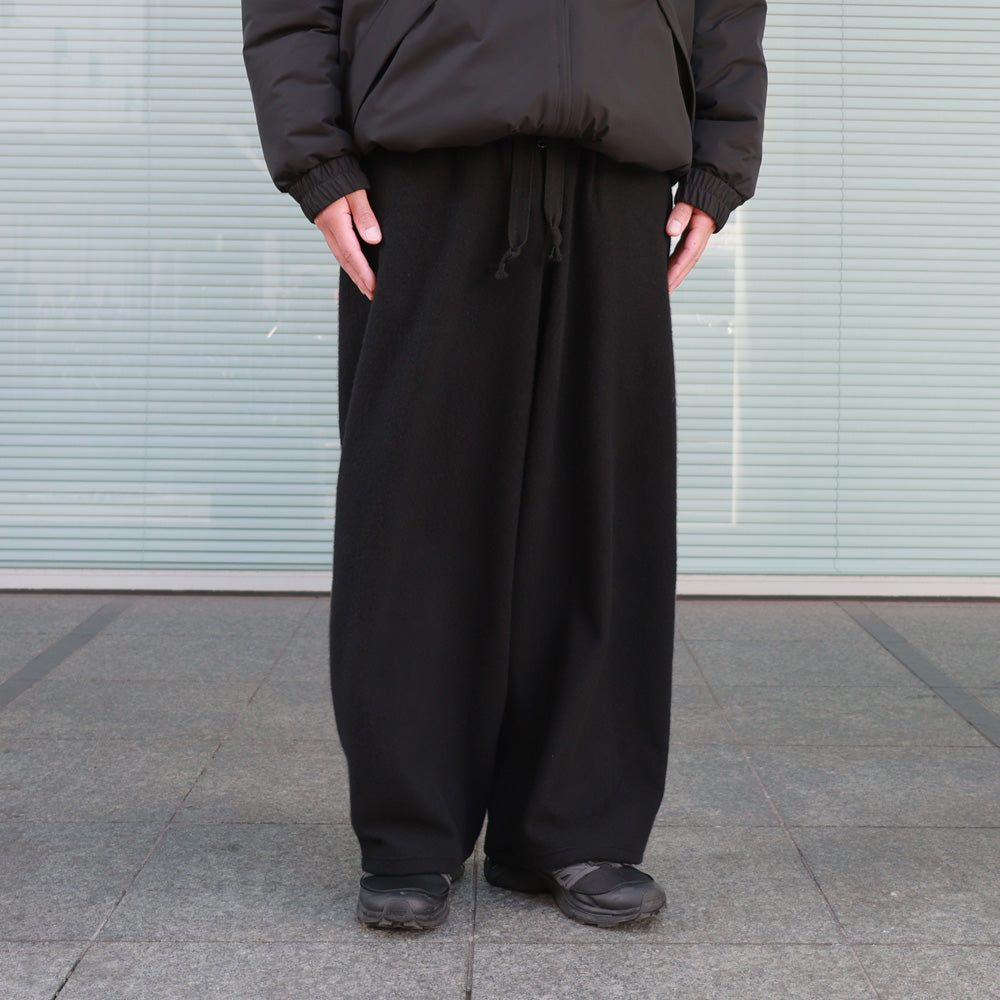 WIDE CYLINDER FIT EASY PANTS SUPER130s WOOL NAPPING
