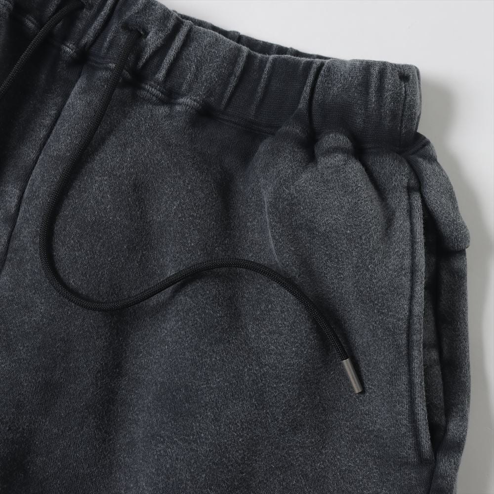 CO SWEAT DISTRESSED CUT OFF BAGGY