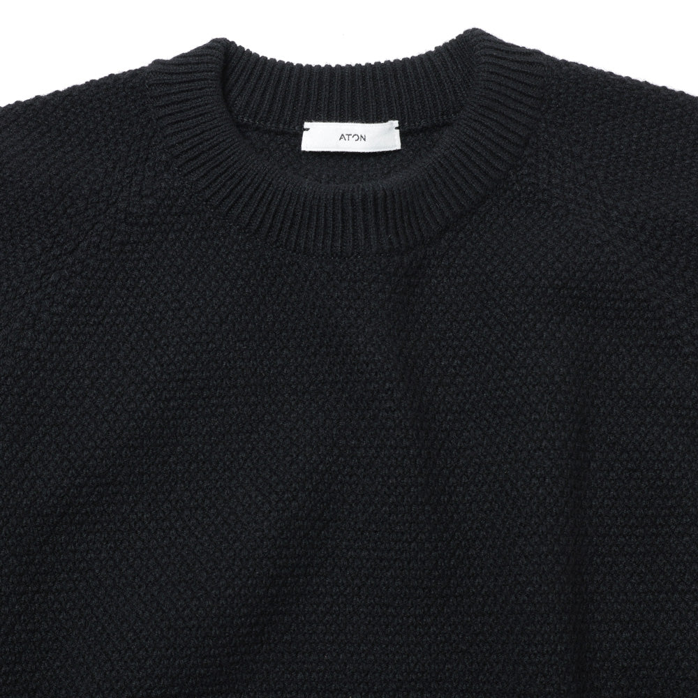 LAMBS WOOL CREWNECK SWEATER