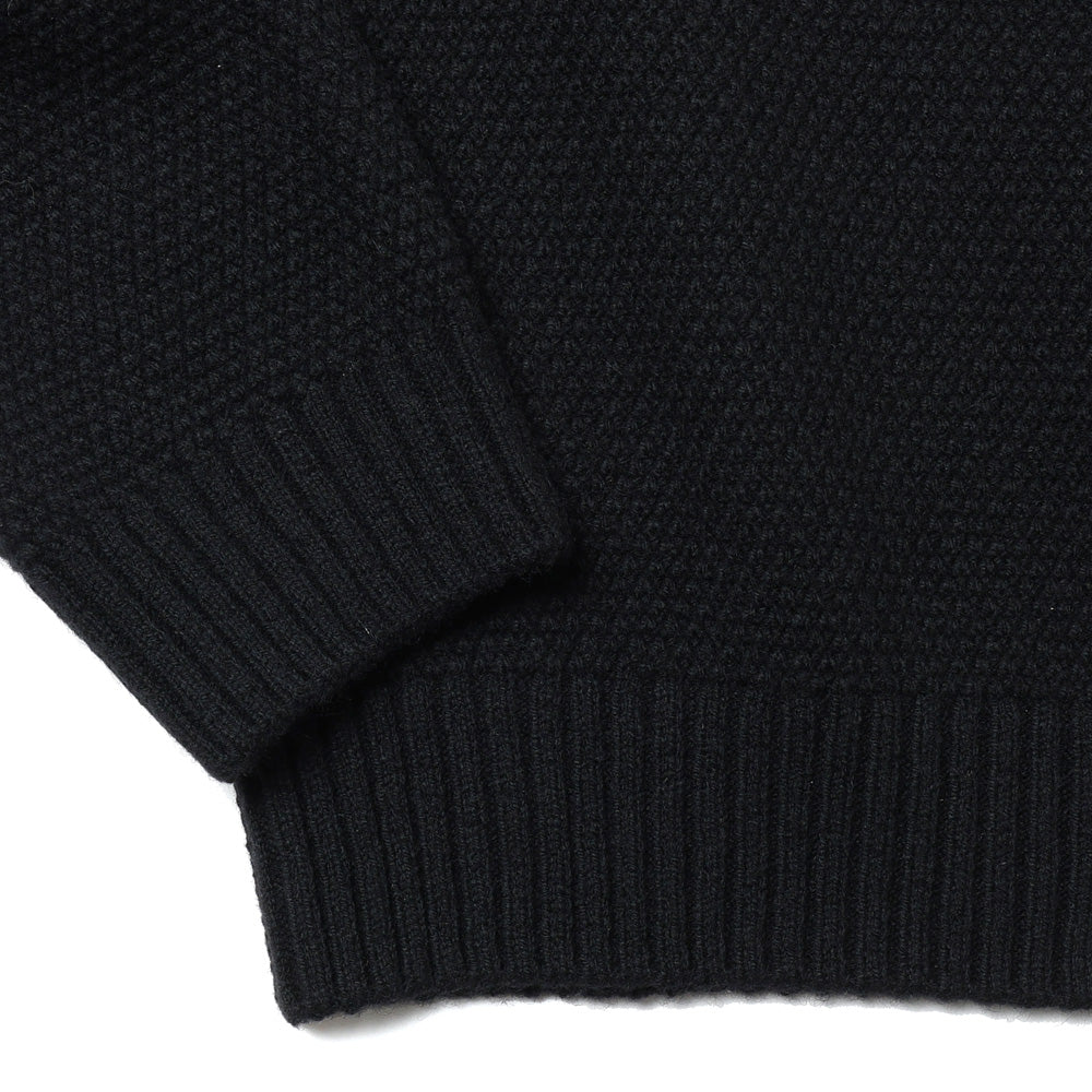 LAMBS WOOL CREWNECK SWEATER