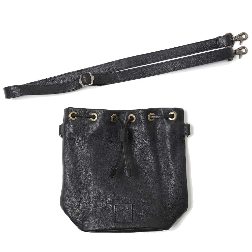 CCU LEATHER KINCHAKU BAG