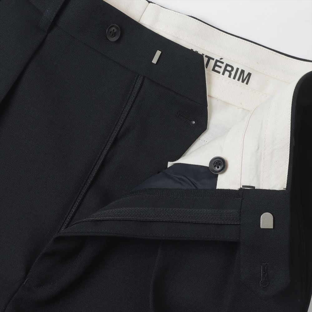 PURE BLACK WOOL 2-TUCK STRAIGHT SLACKS